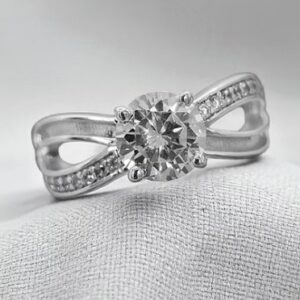 Solitaire Infinity Ring set with CZ and side channels in Sterling Silver 925