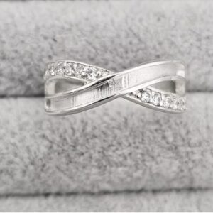 CZ Infinity Wave Ring In Sterling Silver 925