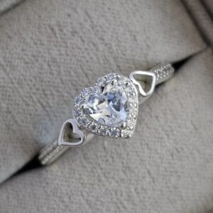 Heart Cluster CZ Ring with side Hearts in Sterling Silver 925