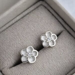 CZ Centre Forget Me Not Earrings in Sterling Silver 925