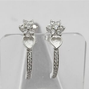 Zircon Half Hoop Earrings with Hearts in Sterling Silver 925