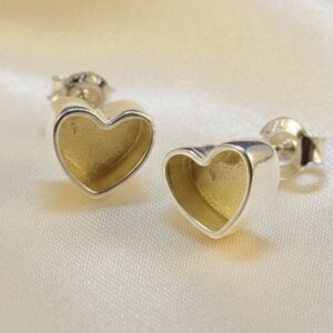 Dainty solid Hearts Earrings made in Sterling Silver 925