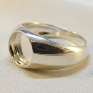Gents 10mm fill-able round set signet ring in sterling silver 925